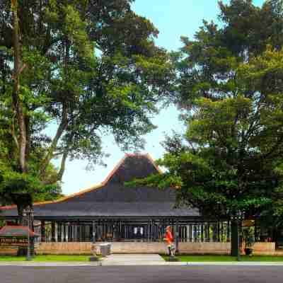 Royal Ambarrukmo Yogyakarta Hotel Exterior
