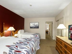 Red Roof Inn & Suites Hazleton