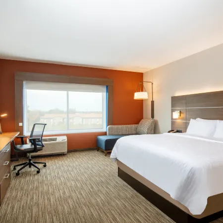 Holiday Inn Express & Suites BELOIT by IHG