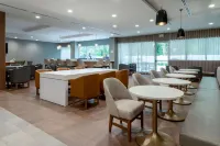 Wyndham Garden Orlando Airport - breakfast