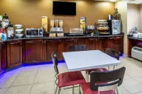 Microtel Inn & Suites by Wyndham Charleston WV - Завтрак