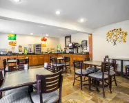 Quality Inn & Suites Ankeny-Des Moines - Frühstück