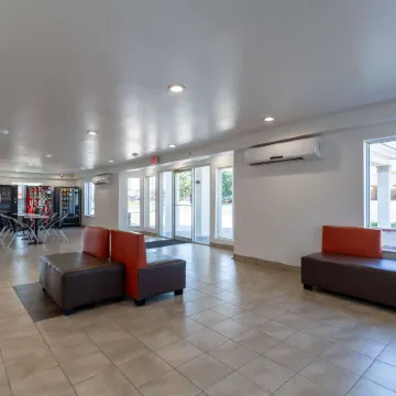 Motel 6 Bryan, TX - University Area