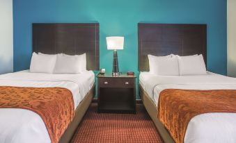 La Quinta Inn & Suites by Wyndham O'Fallon, IL - St. Louis