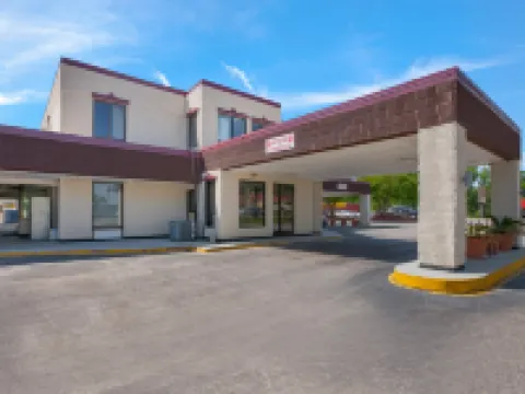 Red Roof Inn Dillon, SC Hotels in Dillon County