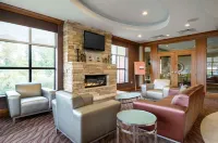 Comfort Inn & Suites Hotels in Ridge