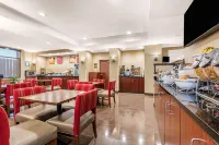 Comfort Suites Tuscaloosa Near University - breakfast