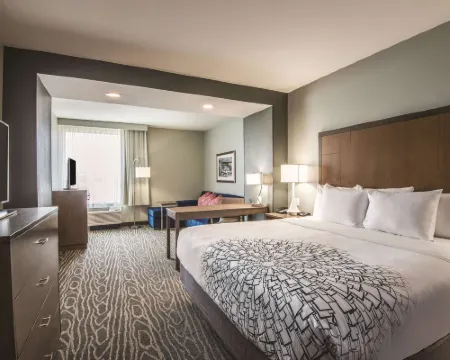 La Quinta Inn & Suites by Wyndham Kingman Hotels in Kingman