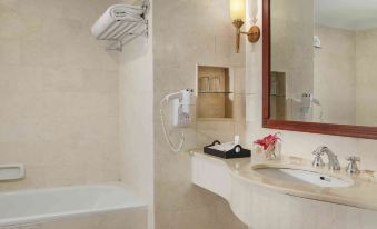 Grand Mercure Maha Cipta Medan Angkasa