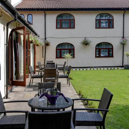 Everglades Hotel Widnes Отели в г. Уиднес