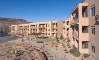 The Moab Resort, WorldMark Associate