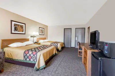 Super 8 by Wyndham Lewisburg Hotels near Blue Bend Recreation Area