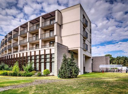 Holiday Inn Resort Warsaw - Jozefow