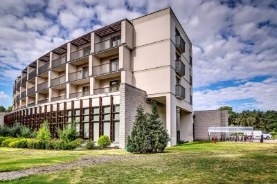 Holiday Inn Resort Warsaw - Jozefow