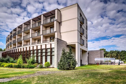 Holiday Inn Resort Warsaw - Jozefow Hotels in Józefów