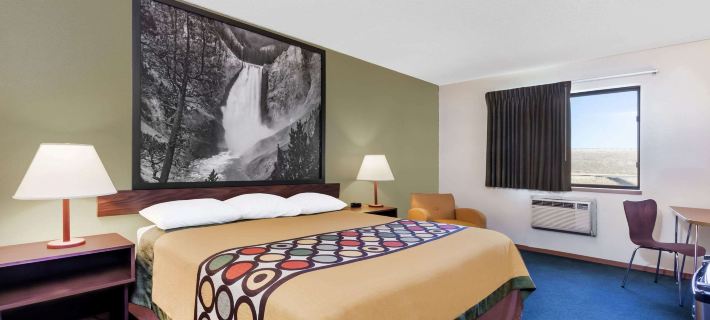 Super 8 by Wyndham Livingston Yellowstone Ξενοδοχεία στην πόλη Park County
