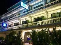 The Beach Cha am Residence