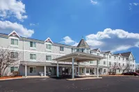 Comfort Inn & Suites Geneva- West Chicago Hotels in North Aurora
