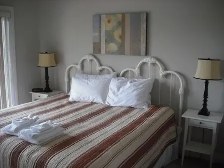 Highlands Four Season Resort Отели в г. Calabogie