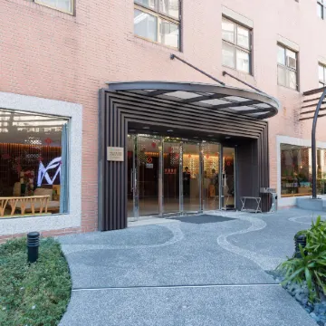 Mellow Fields Hotel Отели рядом с достопримечательностью «Бэйтоу»
