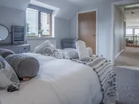 Knights Rest - 4 Bed Holiday Home - Princes Gate Hotels in Narberth