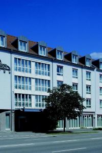Best 10 Hotels Near Breuningerland Sindelfingen from USD 54/Night- Sindelfingen for 2023 | Trip.com