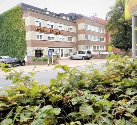 Am Königshof Отели в г. Куксхафен