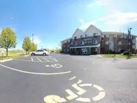 Hawthorn Extended Stay by Wyndham Milwaukee Airport