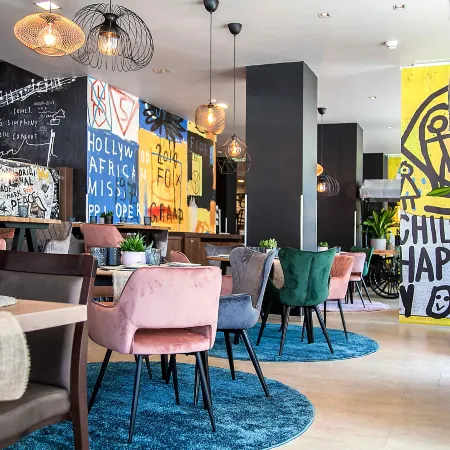 Hotel Mercure Wien Westbahnhof Отели рядом с достопримечательностью «Дворец Шëнбрунн»