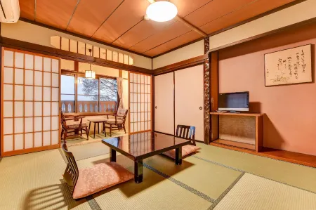 Hidatakayama Futarishizuka Hakuun
