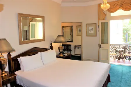 Manor Boutique Hotel