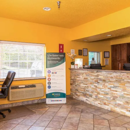 Econo Lodge Rome South