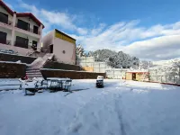 Tathastu Resort Hotels near Bhaloo＇s Village Camp & Cafe - Mukteshwar, Nainital