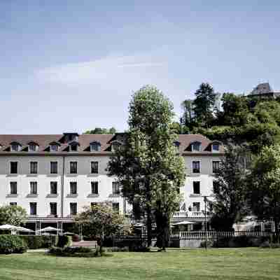 Grand Hôtel & Spa Uriage Hotel Exterior