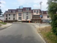Hotel Boss - parking