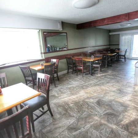 Best Budget Inn & Suites Kamloops