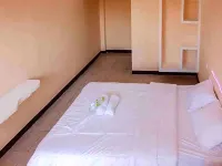 Artayya Puri 2 Near Alun Alun Caruban Mitra RedDoorz Hotel dekat embahe murah