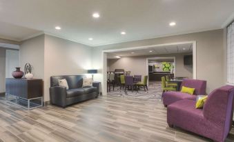 La Quinta Inn & Suites by Wyndham Atlanta Roswell