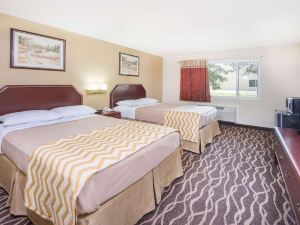 Travelodge by Wyndham Terre Haute