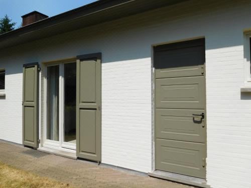 Holiday Home LIMBURG LILLO IRENE - Housity