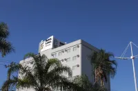 Faria Lima Flat Service Hotel di Sao Jose Do Rio Preto
