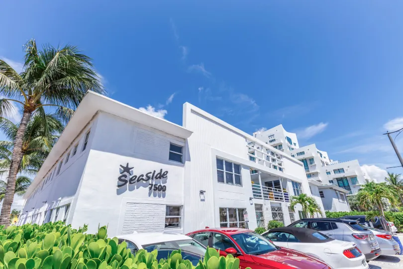 Seaside All Suites Hotel