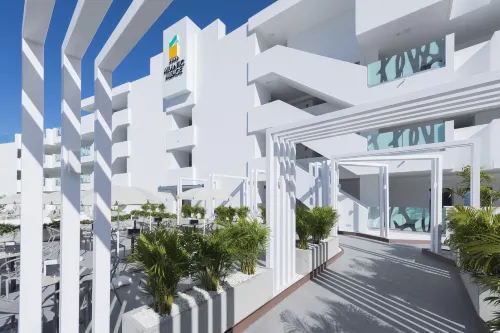 Atlantic Mirage Suites & Spa - Apartments
