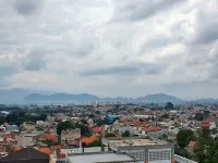 Majesty Apartment 3+1 BedRoom 100m Mountain View , Near Toll Exit Hotels in Kecamatan Sukajadi