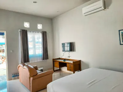 Rosemary Homestay Hotell i Songgokerto