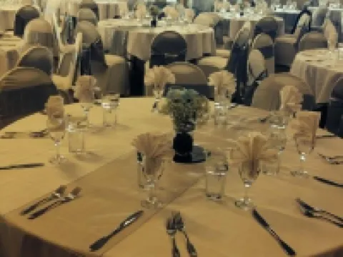 Land's End Resort Hotels in Homer