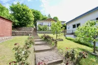 Haus Krabbe mit Strandkorb inkl Hotels in Middelhagen