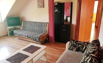 Pokoje Gościnne Agnes - Housity