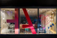 Hôtel des Arts Hotels in Sugiez