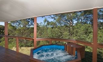 Ravensbourne Escape - Cedar Lodge